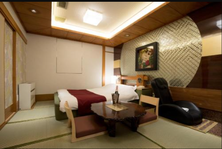 M格闘 新宿 ラブホテル 和室